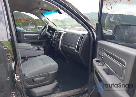 2018 Ram 2500 Slt 4X4 6'4 Box из США, поврежденный, VIN 3C6UR5DJ3JG343719